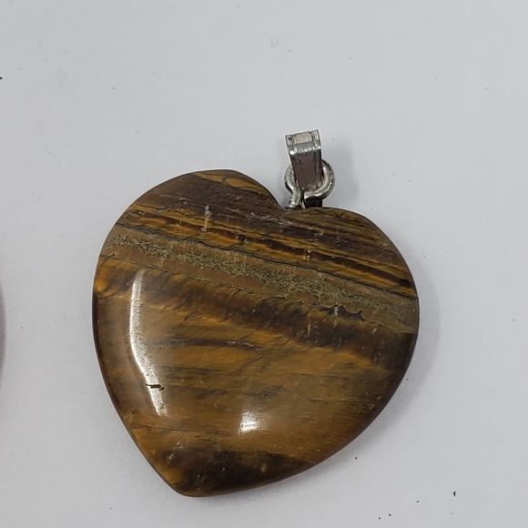 Tiger Eye and Red Agate carved into hearts and mounted for a necklace EUC - Picture 4 of 6
